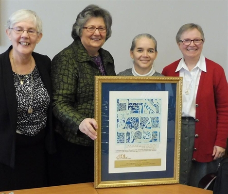 Sion Sisters receive Cardinal Bea Interfaith Award.